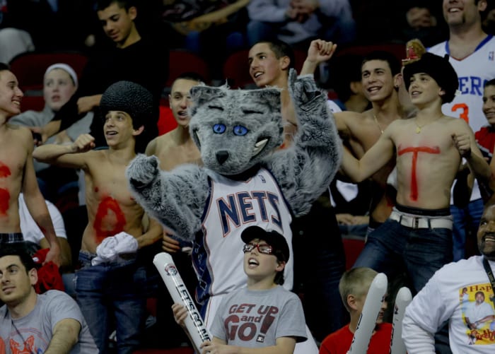 New Jersey Nets mascot